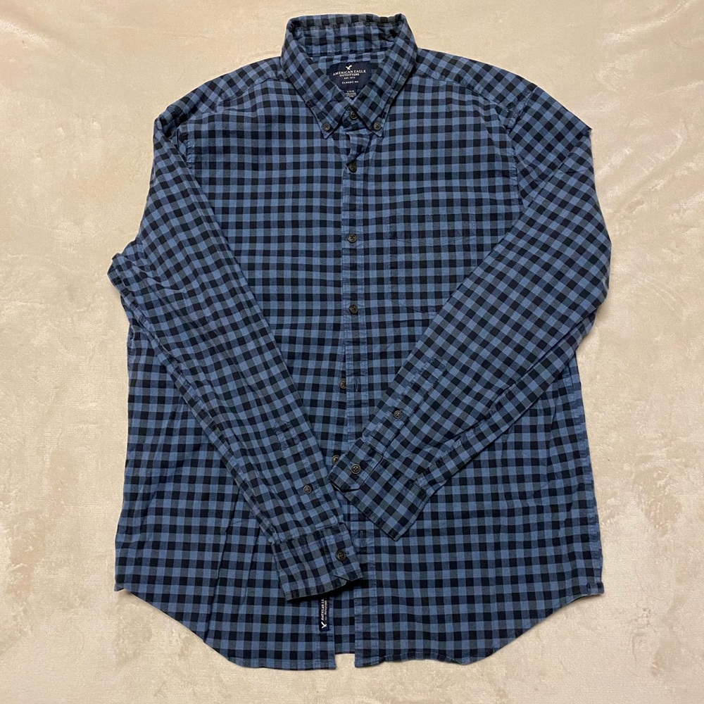 American Eagle Outfitters long sleeve button up